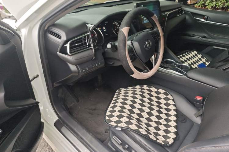 Used Toyota Camry 2021 2.0G Luxury Edition Driver Seat