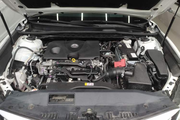Used Toyota Camry 2021 2.0G Luxury Edition Engine Bay