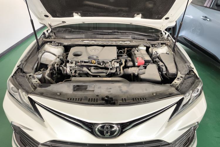 Used Toyota Camry 2021 2.0G Luxury Edition Engine Bay