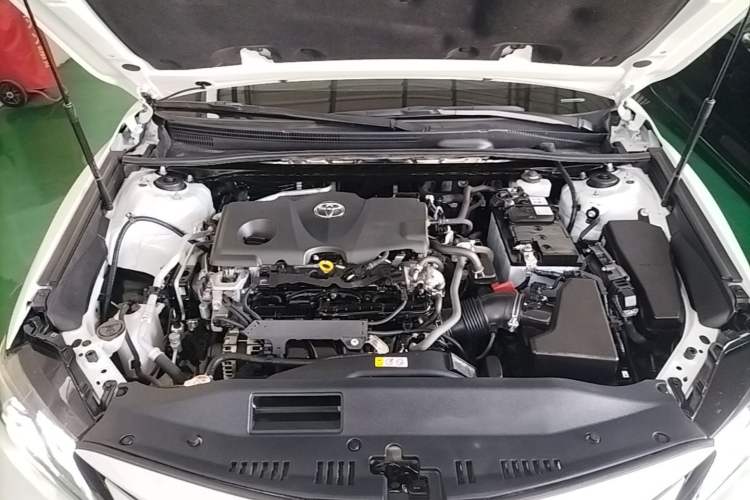 Used Toyota Camry 2021 2.5G Luxury Edition Engine Bay