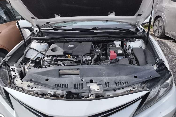 Used Toyota Camry 2021 2.0G Luxury Edition Engine Bay