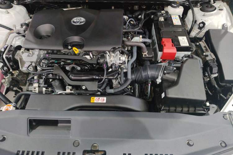 Used Toyota Camry 2021 2.0G Luxury Edition Engine Bay