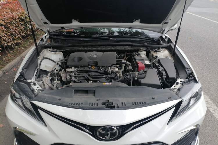 Used Toyota Camry 2021 2.0G Luxury Edition Engine Bay