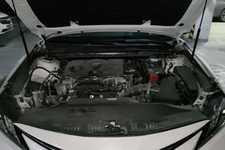 Used Toyota Camry 2021 2.0G Luxury Edition Engine Bay