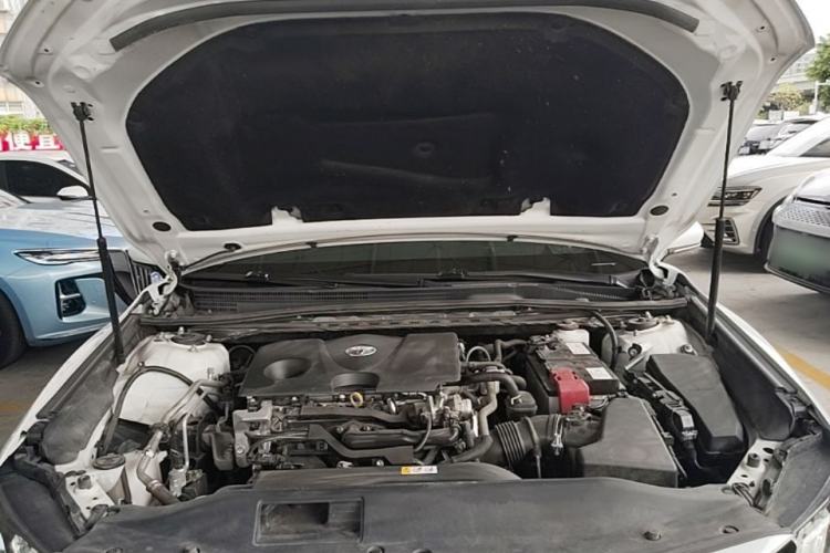 Used Toyota Camry 2021 2.0G Luxury Edition Engine Bay
