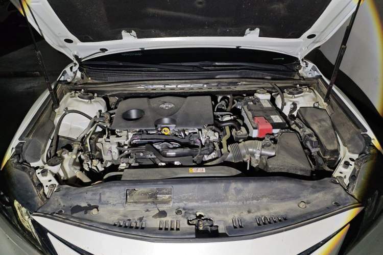 Used Toyota Camry 2021 2.0G Luxury Edition Engine Bay
