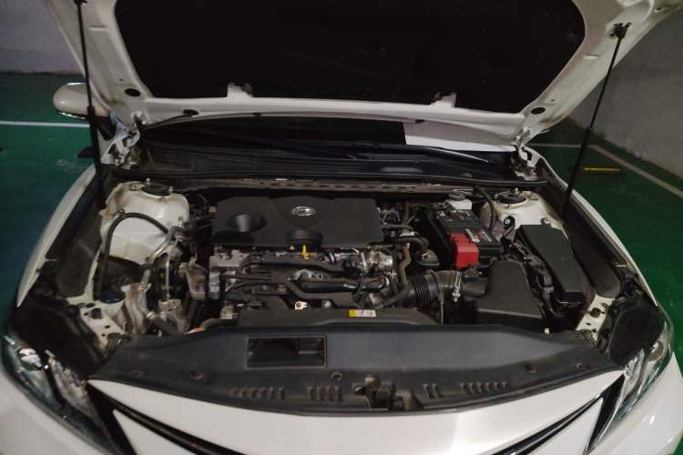 Used Toyota Camry 2021 2.0G Luxury Edition Engine Bay