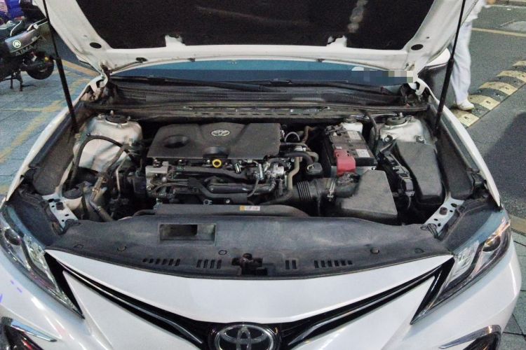 Used Toyota Camry 2021 2.0G Luxury Edition Engine Bay