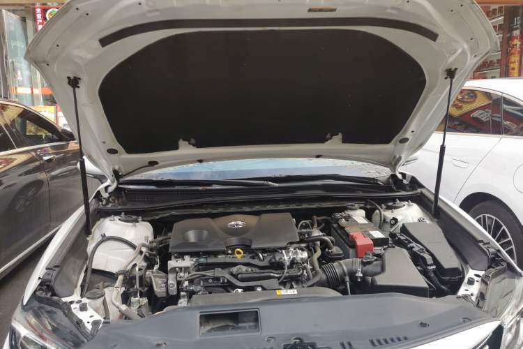 Used Toyota Camry 2021 2.0G Luxury Edition Engine Bay