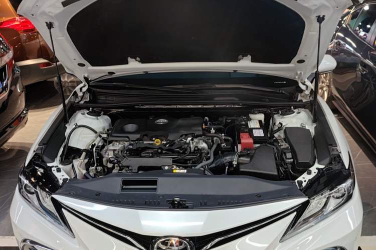 Used Toyota Camry 2021 2.5G Luxury Edition Engine Bay