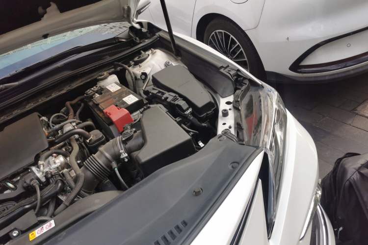 Used Toyota Camry 2021 2.0G Luxury Edition Engine Bay Left