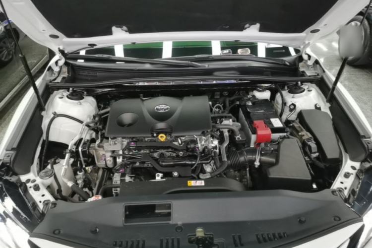 Used Toyota Camry 2021 2.0G Luxury Edition Engine Bay