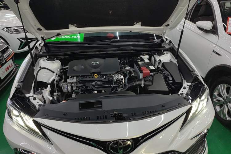 Used Toyota Camry 2021 2.0G Luxury Edition Engine Bay