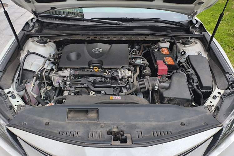 Used Toyota Camry 2021 2.0G Luxury Edition Engine Bay