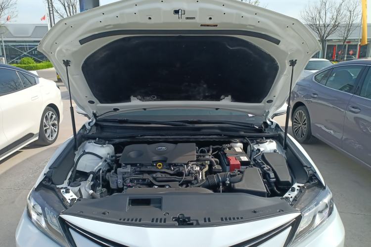 Used Toyota Camry 2021 2.0G Luxury Edition Engine Bay