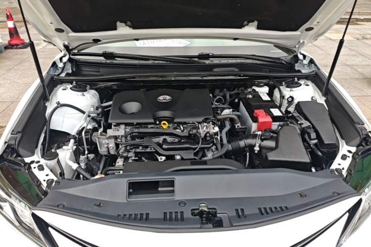 Used Toyota Camry 2021 2.0G Luxury Edition Engine Bay
