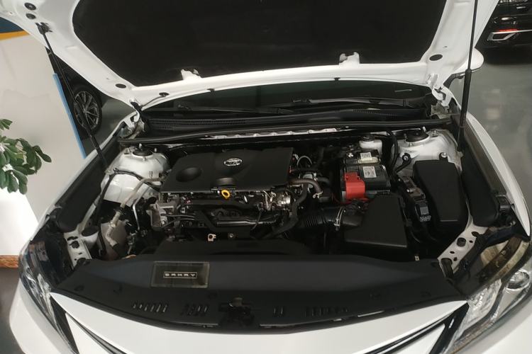 Used Toyota Camry 2021 2.0G Luxury Edition Engine Bay