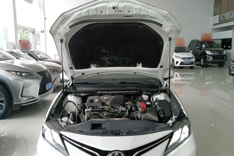 Used Toyota Camry 2021 2.0G Luxury Edition Engine Bay