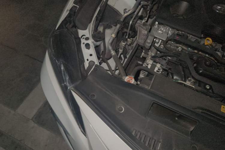 Used Toyota Camry 2021 2.0G Luxury Edition Engine Bay Right