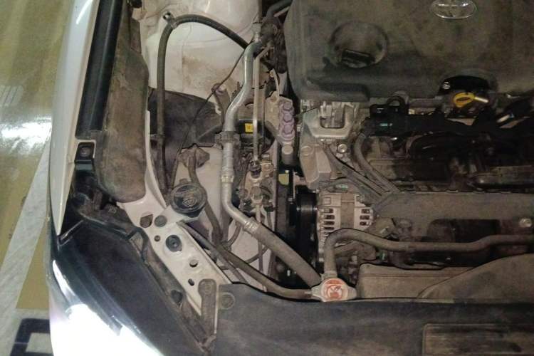 Used Toyota Camry 2021 2.5G Luxury Edition Engine Bay Right