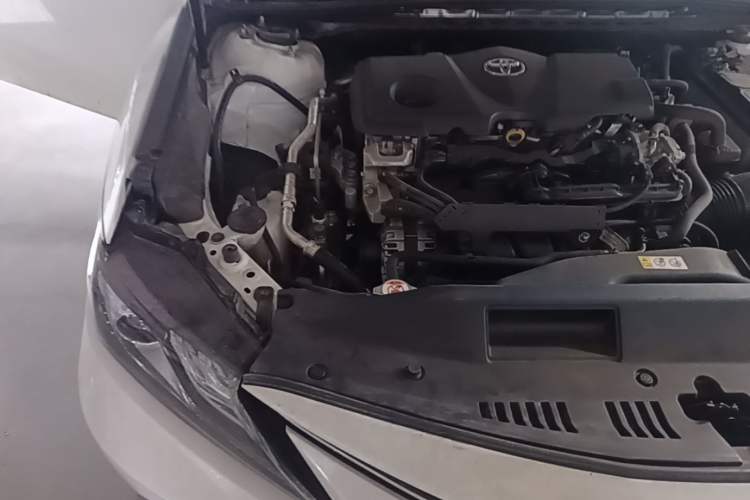 Used Toyota Camry 2021 2.5G Luxury Edition Engine Bay Right