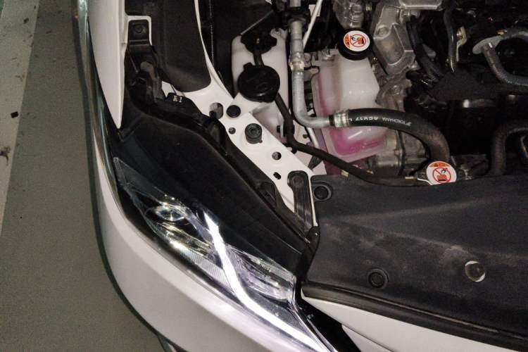 Used Toyota Camry 2021 Dual-Motor 2.5 HGVP Leading Edition Engine Bay Right