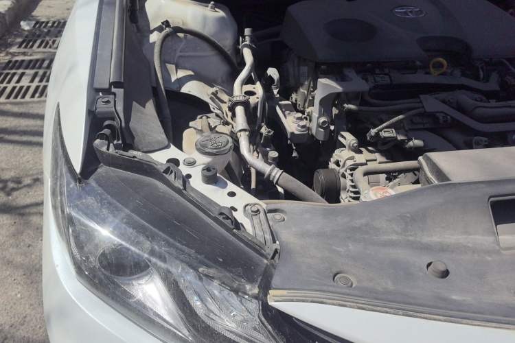 Used Toyota Camry 2021 2.0G Luxury Edition Engine Bay Right