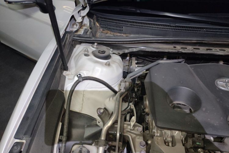 Used Toyota Camry 2021 2.0G Luxury Edition Engine Bay Right