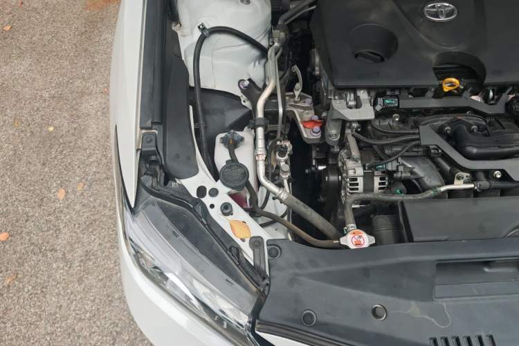 Used Toyota Camry 2021 2.0G Luxury Edition Engine Bay Right