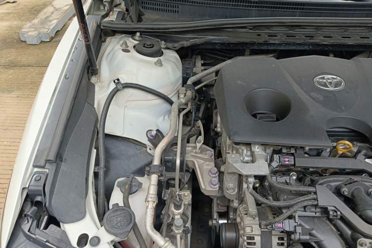 Used Toyota Camry 2021 2.0E Elite Edition Engine Bay Right