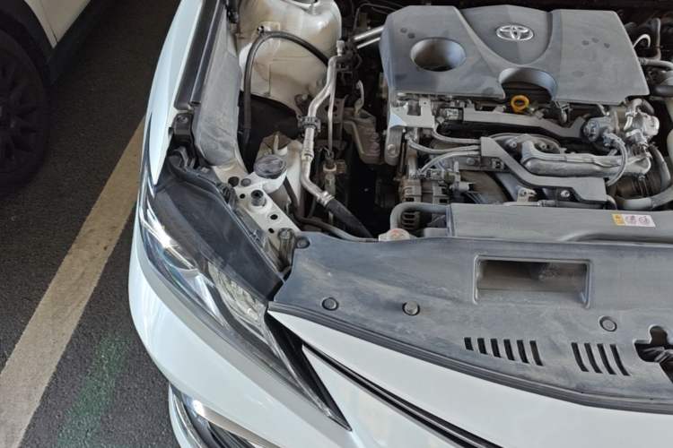 Used Toyota Camry 2021 2.0G Luxury Edition Engine Bay Right