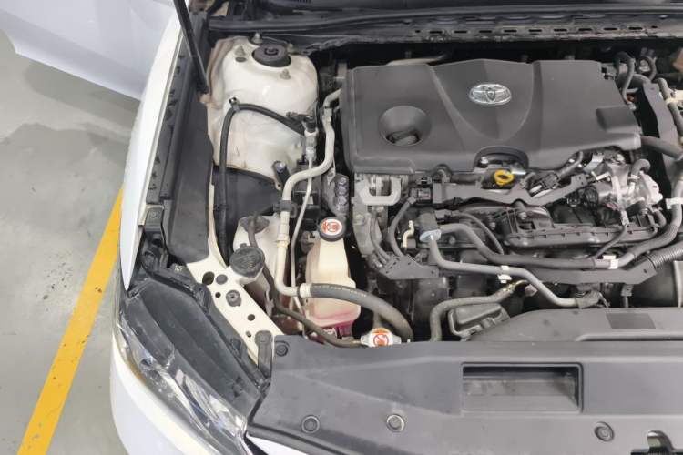 Used Toyota Camry 2021 Dual-Motor 2.5HG Luxury Edition Engine Bay Right