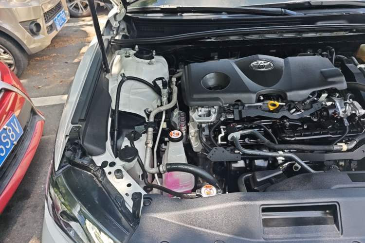 Used Toyota Camry 2021 Dual-Motor 2.5HG Luxury Edition Engine Bay Right
