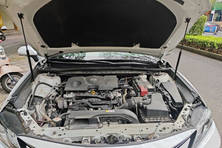 Used Toyota Camry 2021 2.0G Luxury Edition Engine Bay