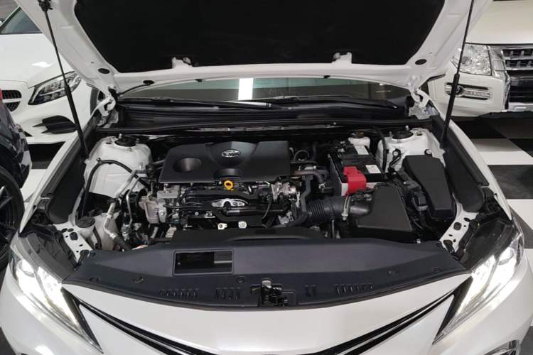 Used Toyota Camry 2021 2.0G Luxury Edition Engine Bay