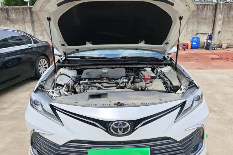 Used Toyota Camry 2021 2.0G Luxury Edition Engine Bay
