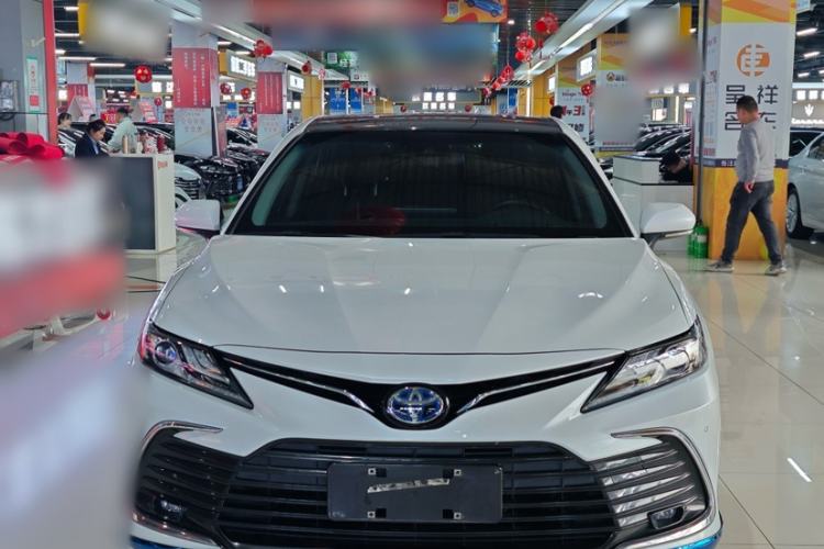 Used Toyota Camry 2021 Dual-Motor 2.5HG Luxury Edition Exterior 1