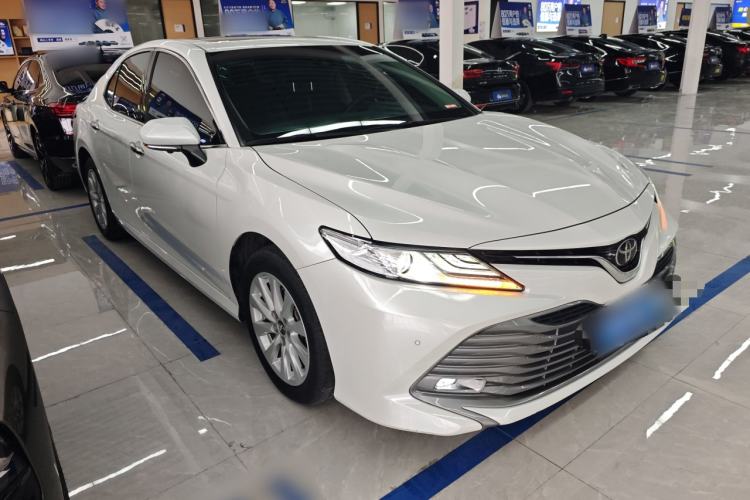 Used Toyota Camry 2021 2.0G Luxury Edition Exterior 1