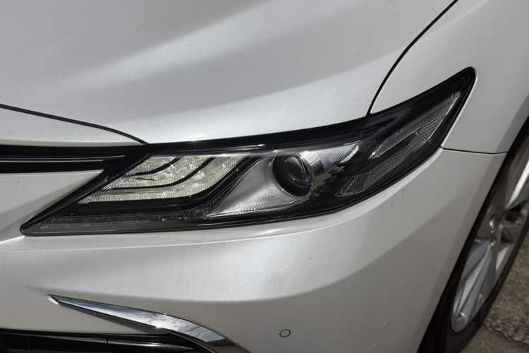Used Toyota Camry 2021 2.0G Luxury Edition Exterior 10