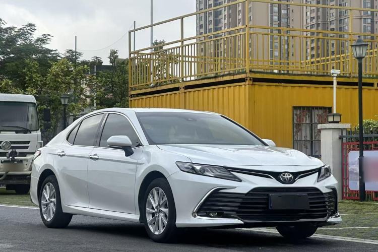 Used Toyota Camry 2021 2.0G Luxury Edition Exterior 2