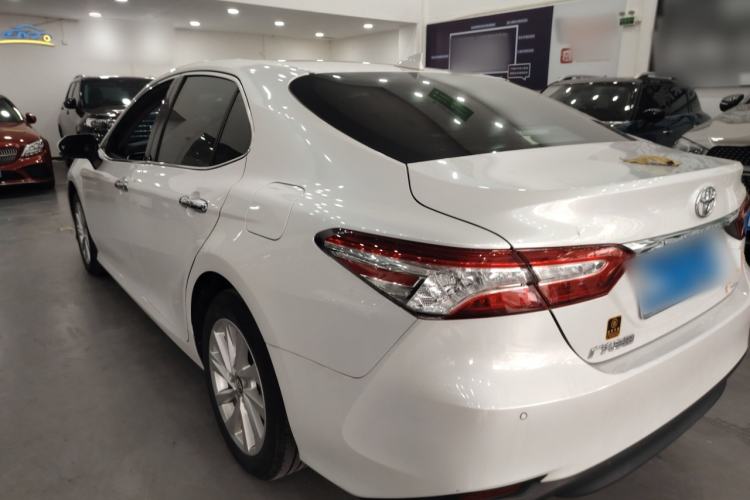 Used Toyota Camry 2021 2.0G Luxury Edition Exterior 2