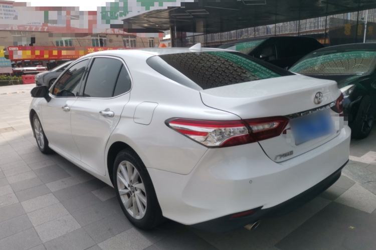 Used Toyota Camry 2021 2.0G Luxury Edition Exterior 2