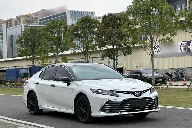 Used Toyota Camry 2021 2.0G Luxury Edition Exterior 2