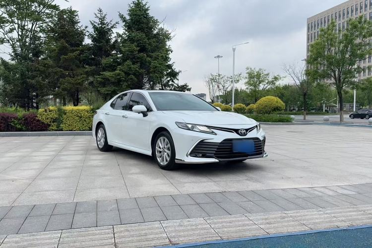 Used Toyota Camry 2021 2.0G Luxury Edition Exterior 2