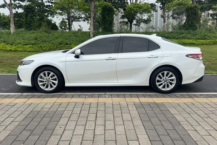 Used Toyota Camry 2021 2.0G Luxury Edition Exterior 3