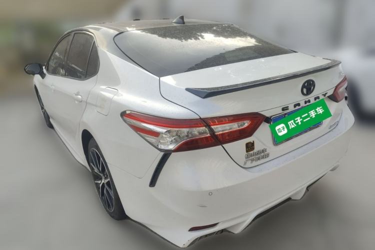 Used Toyota Camry 2021 2.0S FENGSHANG Edition Exterior 3