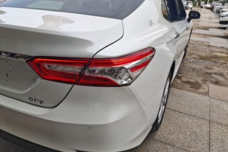 Used Toyota Camry 2021 2.0G Luxury Edition Exterior 3