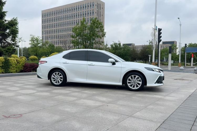 Used Toyota Camry 2021 2.0G Luxury Edition Exterior 3