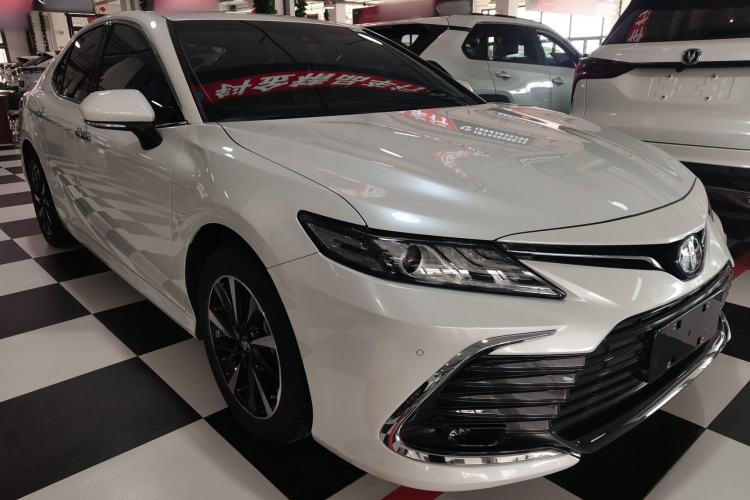 Used Toyota Camry 2021 2.0G Luxury Edition Exterior 3