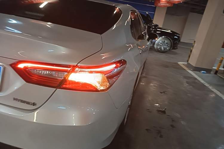 Used Toyota Camry 2021 Dual-Motor 2.5 HGVP Leading Edition Exterior 3